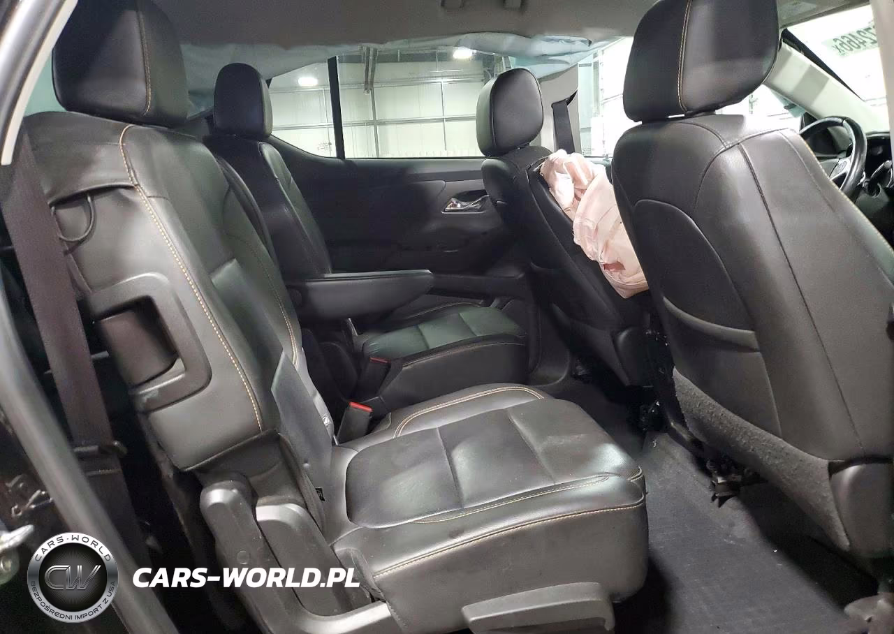 2021 Chevrolet Traverse Premier VIN:1GNEVKKW2MJ167777 - 11