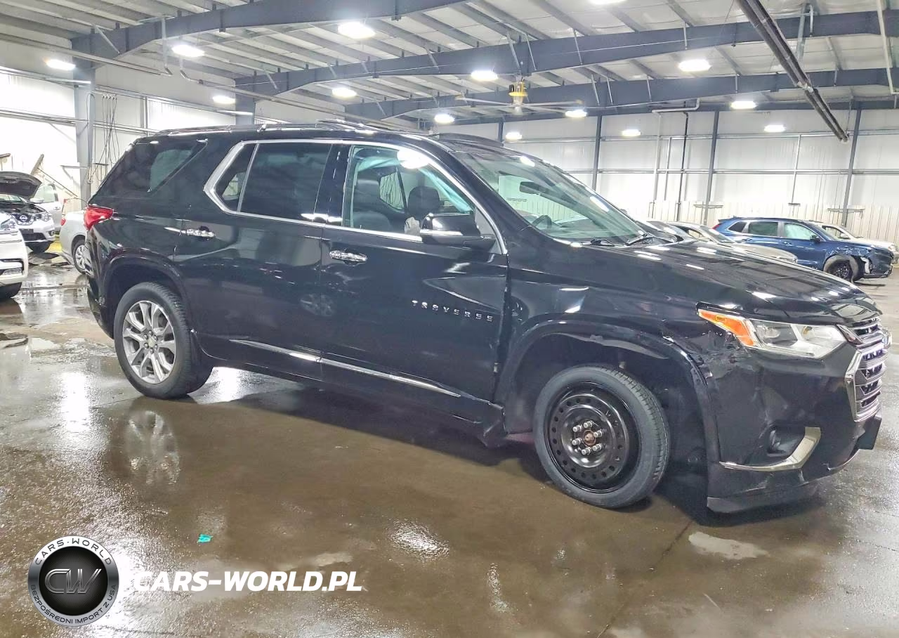 2021 Chevrolet Traverse Premier VIN:1GNEVKKW2MJ167777 - 4