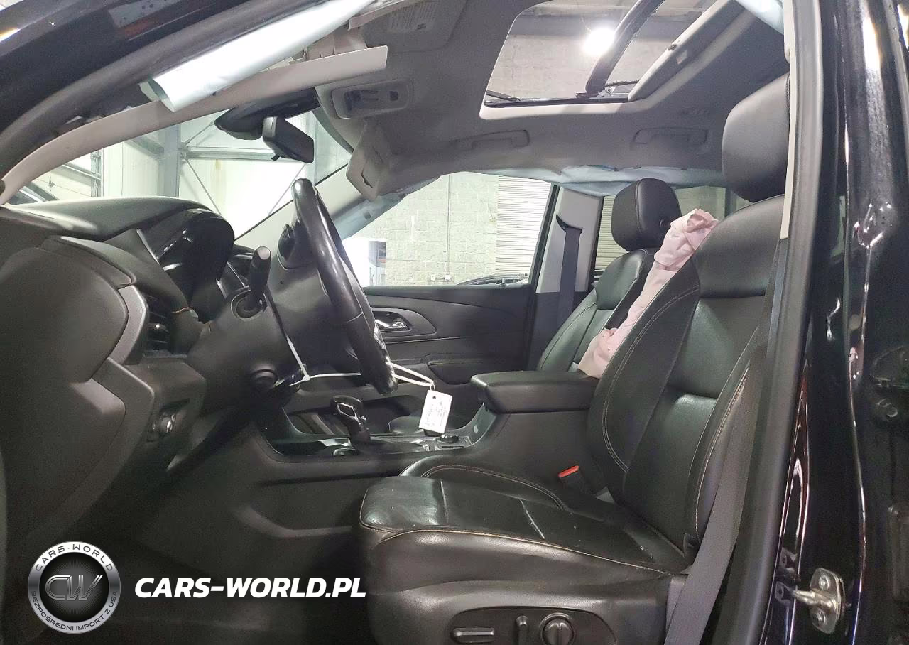 2021 Chevrolet Traverse Premier VIN:1GNEVKKW2MJ167777 - 7