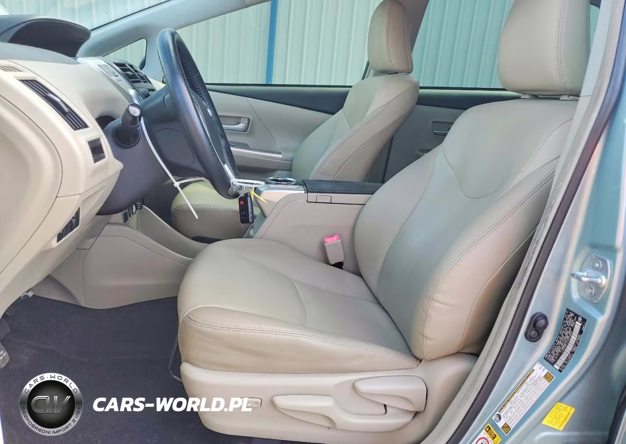 2014 Toyota Prius V Five VIN:JTDZN3EU1E3304658 - 7
