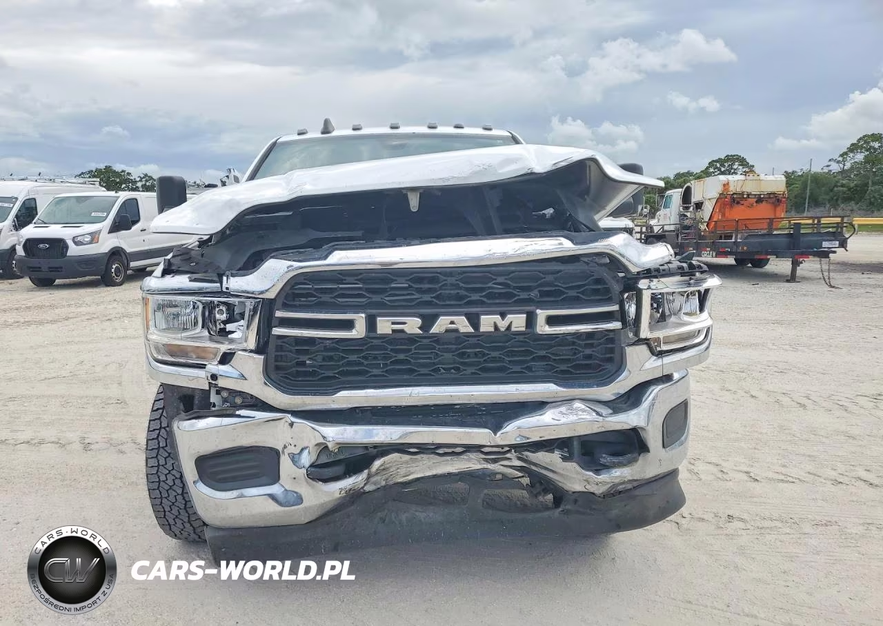2022 Ram 3500 Tradesman VIN:3C63RRGL6NG113565 - 5