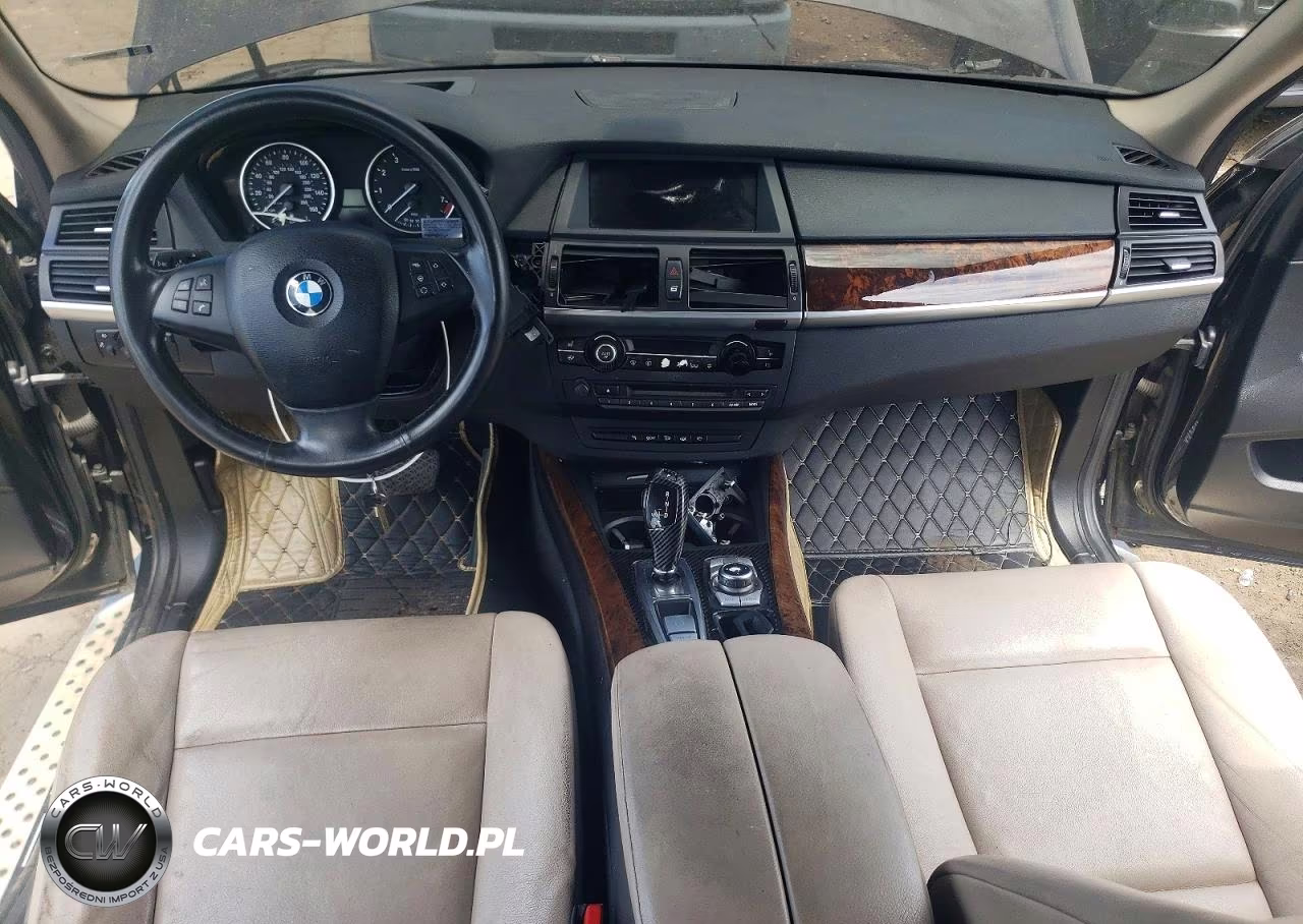2012 BMW X5 xDrive35I VIN:5UXZV4C57CL747393 - 8