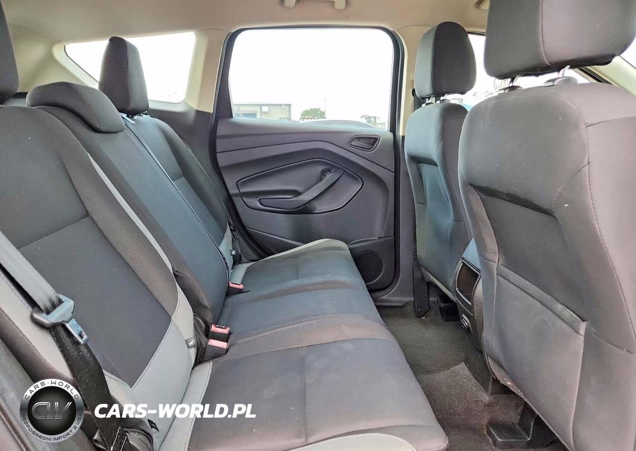2016 Ford Escape S VIN:1FMCU0F7XGUB20666 - 11