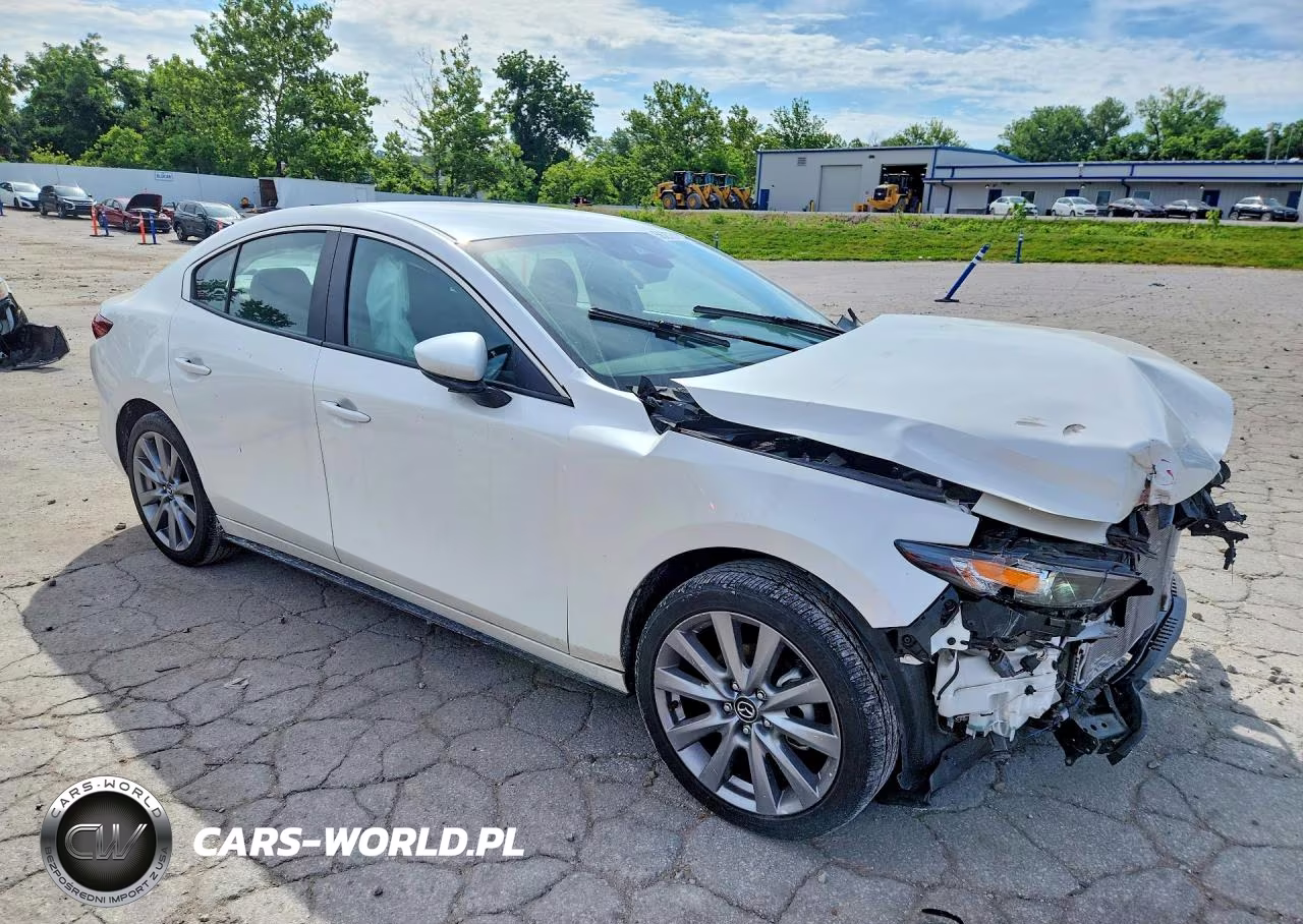 2023 Mazda 3 Select VIN:3MZBPABM4PM352108 - 4