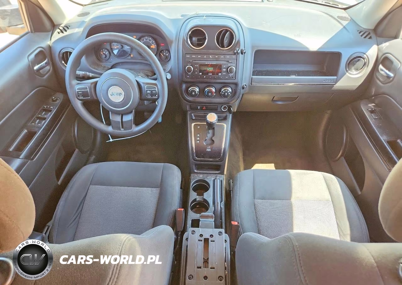 2016 Jeep Patriot Sport VIN:1C4NJPBAXGD601002 - 8