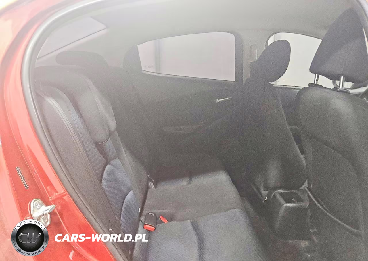 2018 Toyota Yaris Ia Base VIN:3MYDLBYV0JY323185 - 10