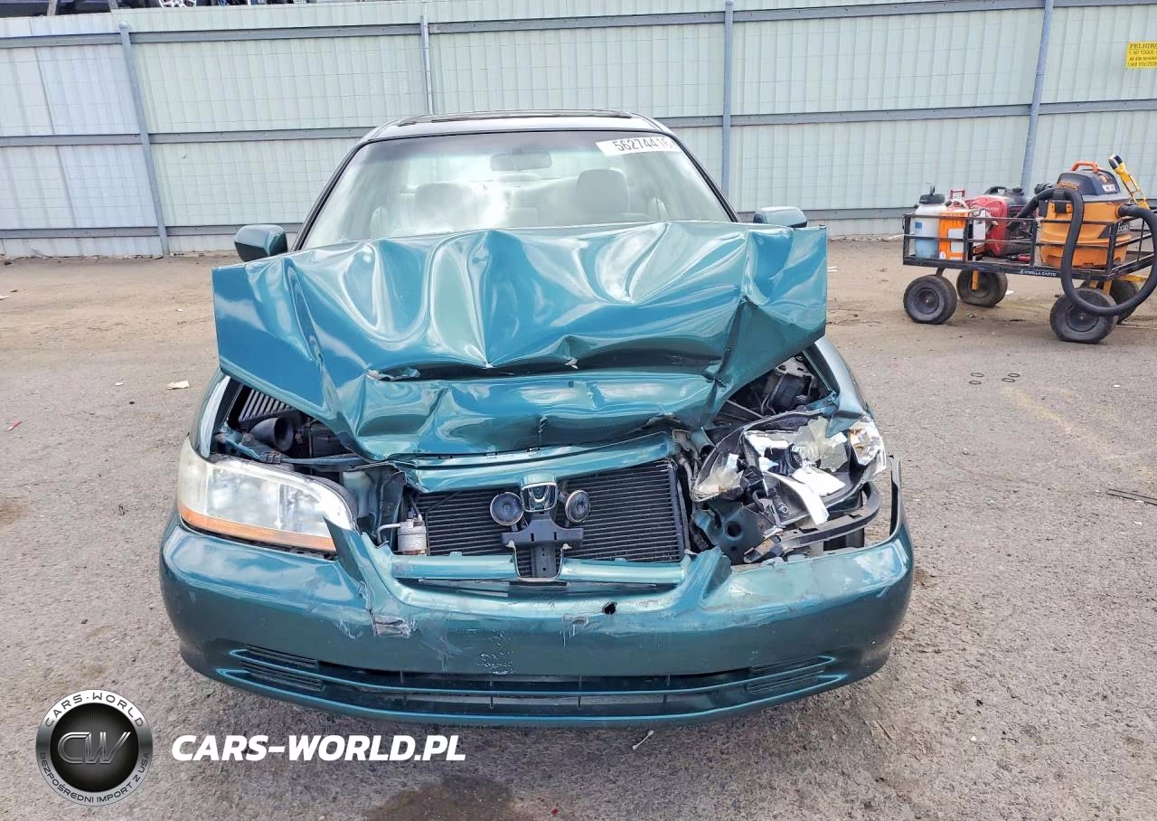 2002 Honda Accord Ex VIN:1HGCG66882A132995 - 5