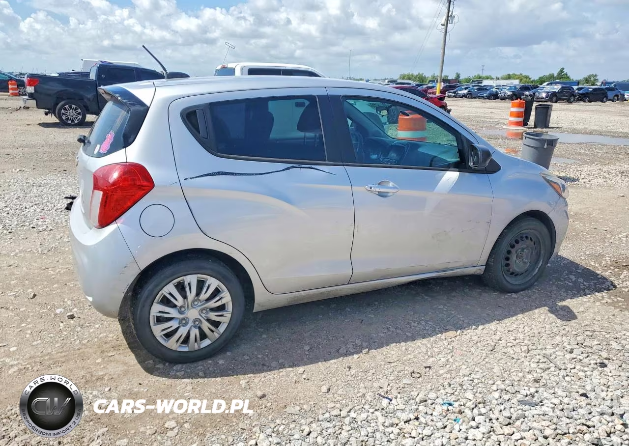 2021 Chevrolet Spark Ls VIN:KL8CB6SA7MC710218 - 3