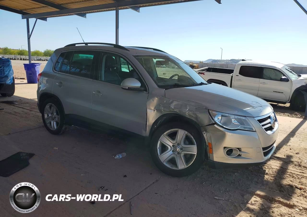 2010 Volkswagen Tiguan Se VIN:WVGBV7AX5AW524754 - 4