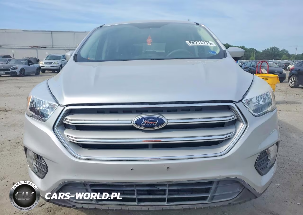 2017 Ford Escape Se VIN:1FMCU0GD9HUD48373 - 5