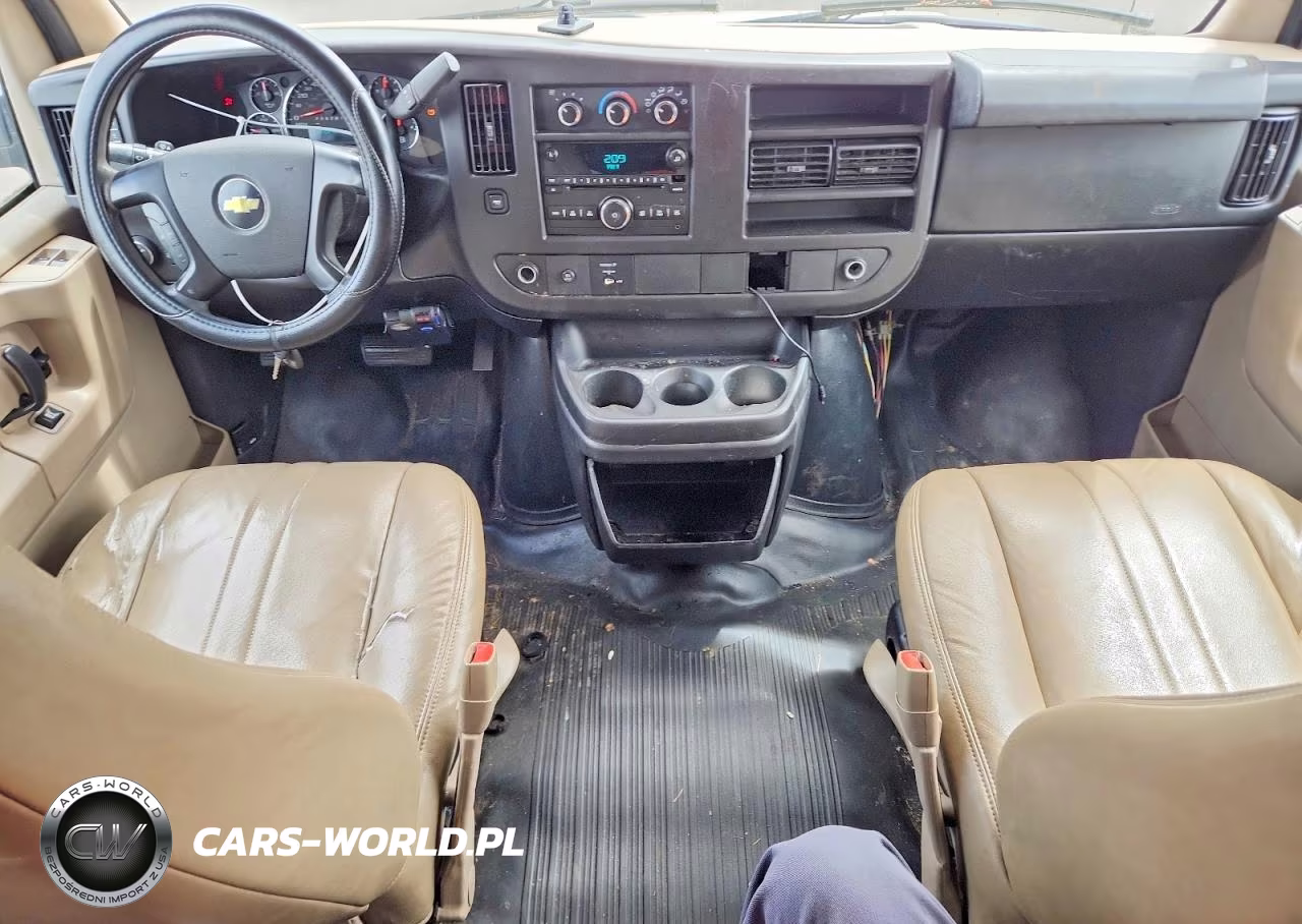 2010 Chevrolet Express G3500 Ls VIN:1GA2GZDG8A1164830 - 8