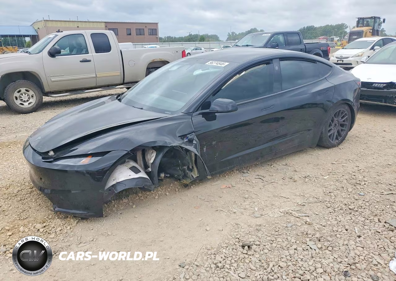 2025 Tesla Model 3 – zdjęcie 1 z 13