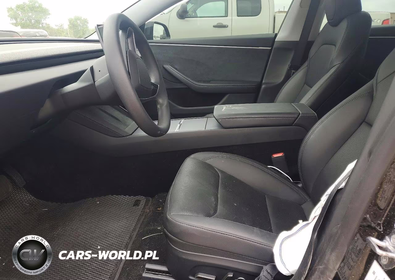 2025 Tesla Model 3 VIN:5YJ3E1EB2SF887121 - 7