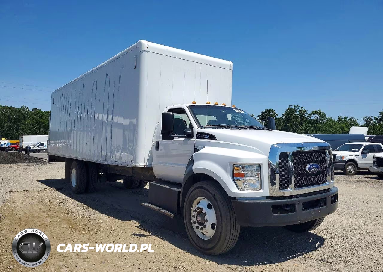 2021 Ford F-750 Diesel