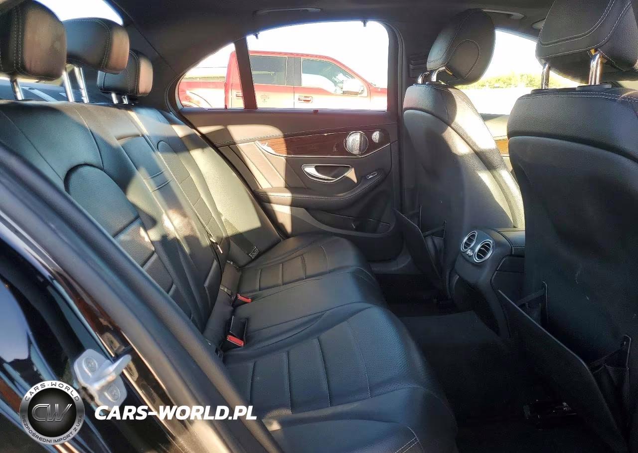 2015 Mercedes-Benz C 400 4Matic VIN:55SWF6GB1FU027316 - 10