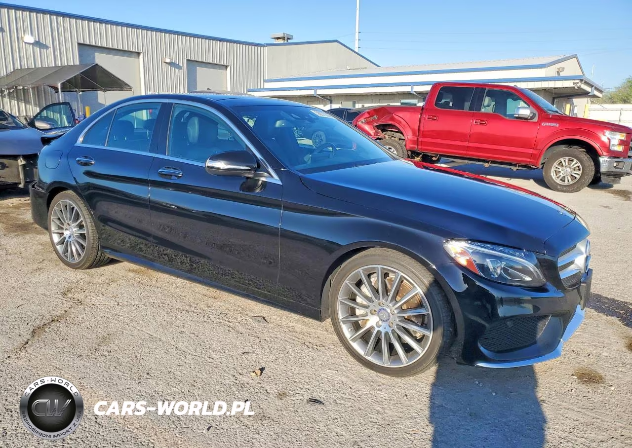 2015 Mercedes-Benz C 400 4Matic VIN:55SWF6GB1FU027316 - 4