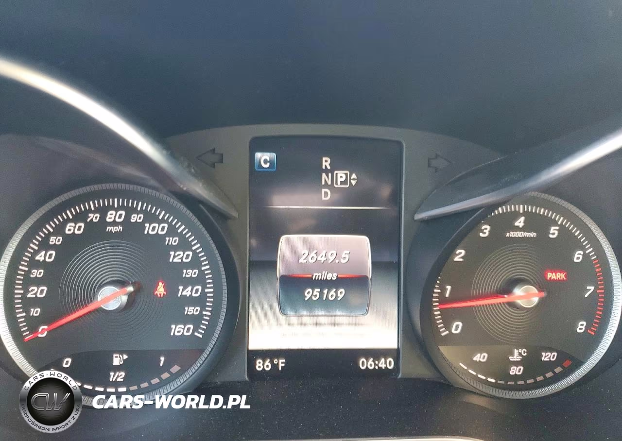 2015 Mercedes-Benz C 400 4Matic VIN:55SWF6GB1FU027316 - 9