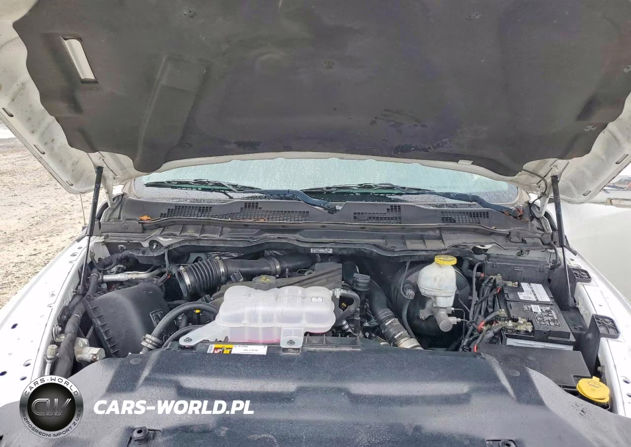 2018 Ram 1500 Laramie VIN:1C6RR7VM0JS308963 - 11
