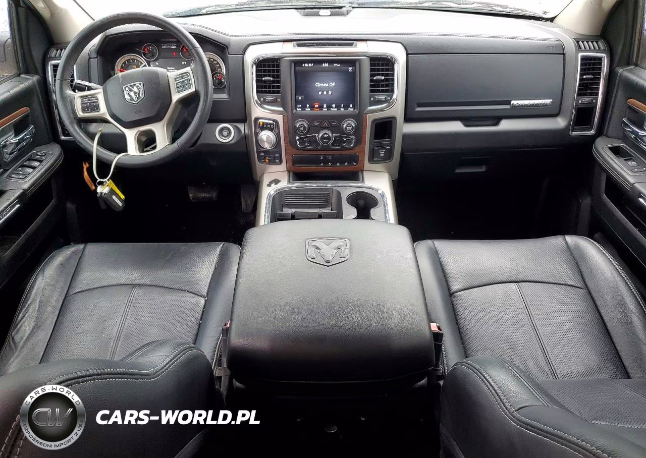 2018 Ram 1500 Laramie VIN:1C6RR7VM0JS308963 - 8