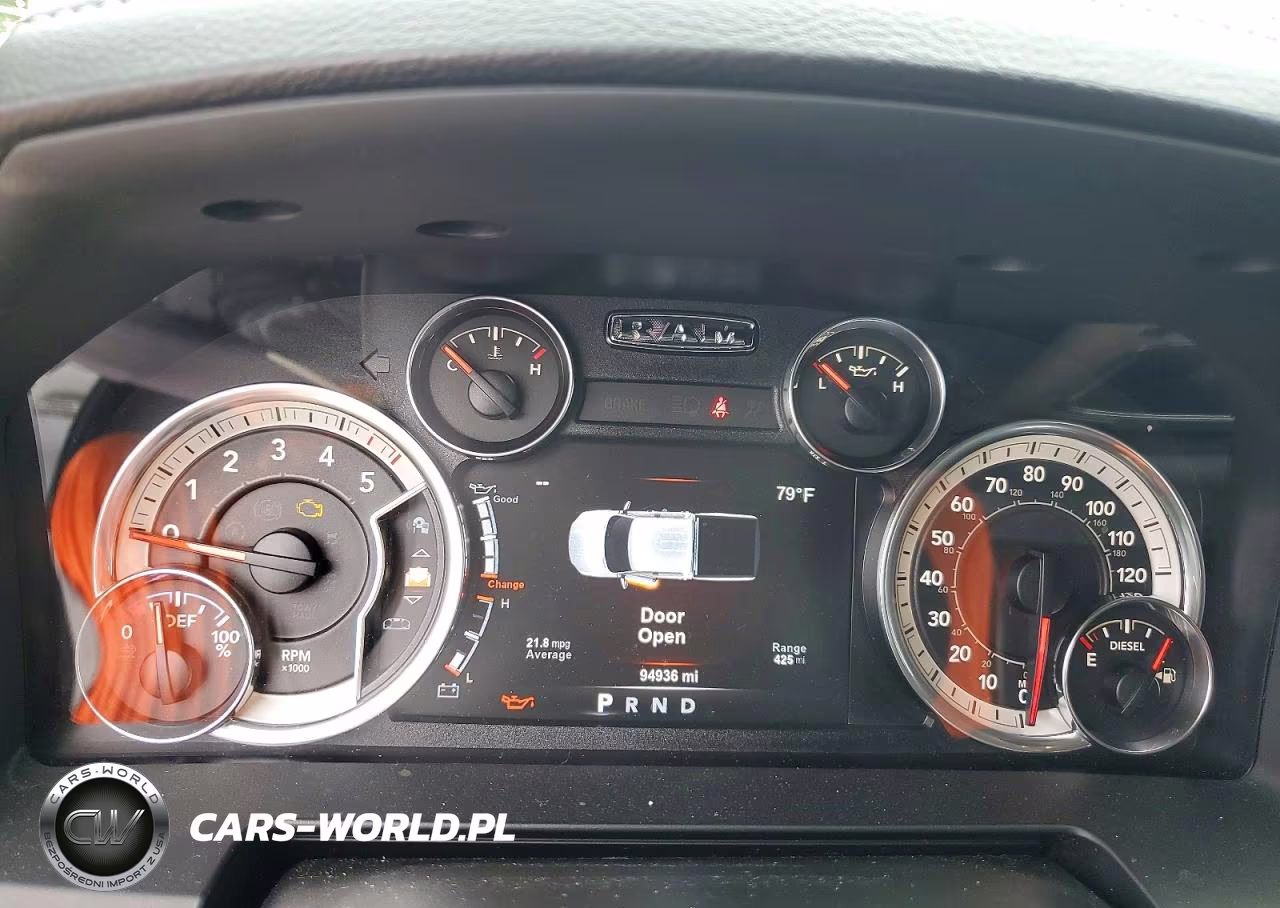 2018 Ram 1500 Laramie VIN:1C6RR7VM0JS308963 - 9