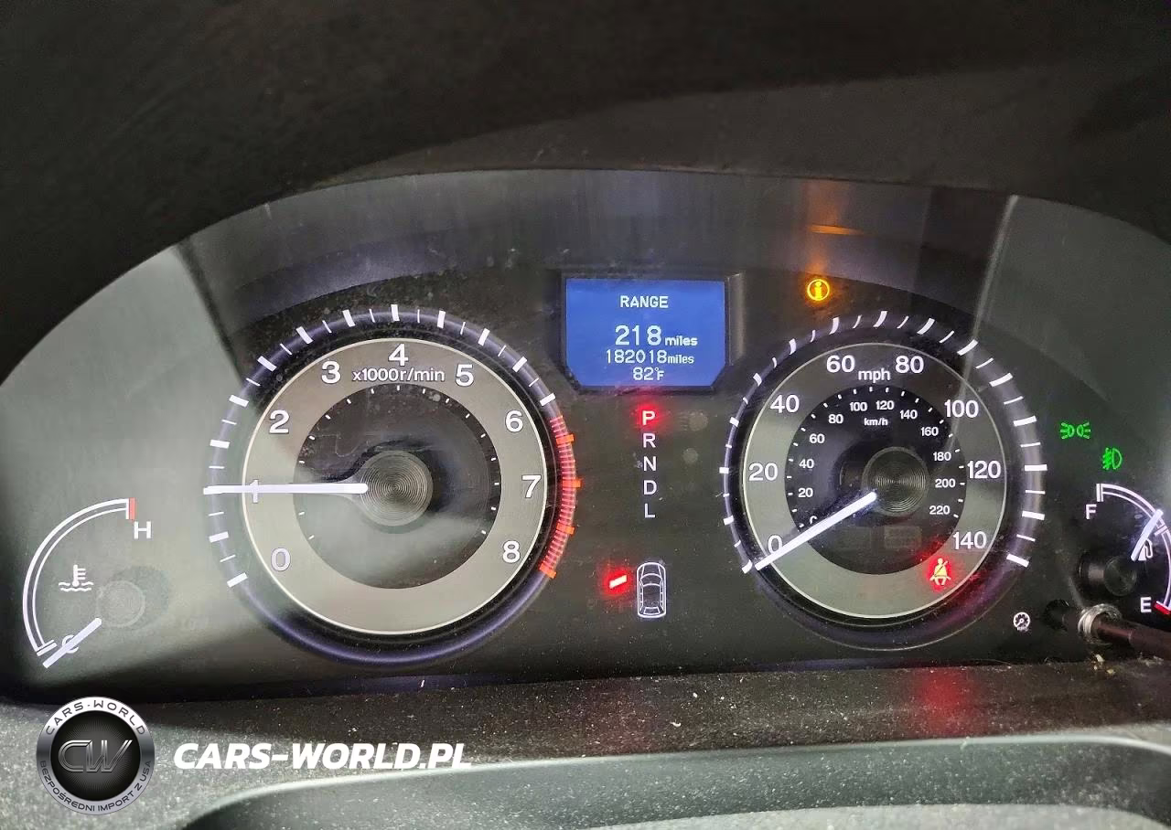2014 Honda Odyssey Touring VIN:5FNRL5H96EB015206 - 9