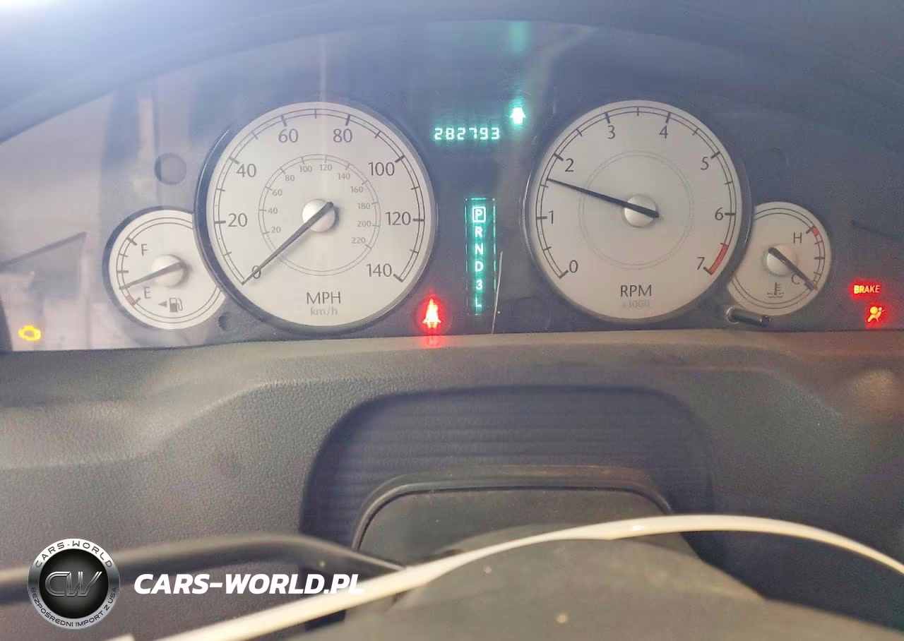 2007 Chrysler 300 VIN:2C3KA43R67H697501 - 9