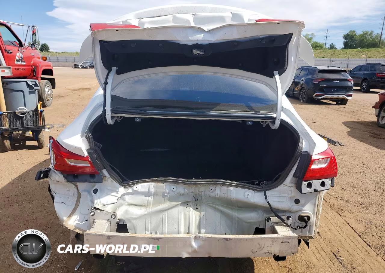 2021 Chevrolet Malibu Rs VIN:1G1ZG5ST7MF064457 - 6