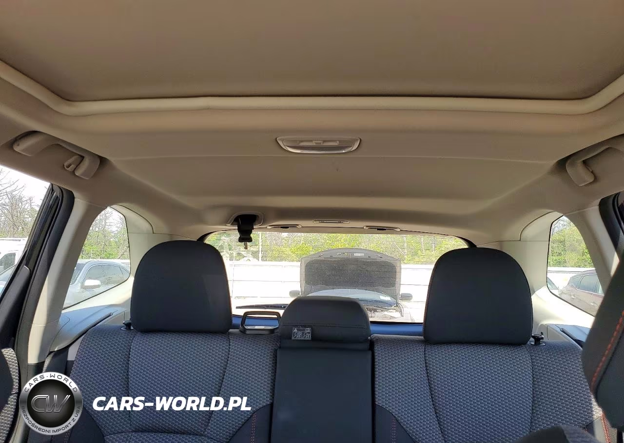 2024 Subaru Forester Sport VIN:JF2SKAEC3RH441360 - 10