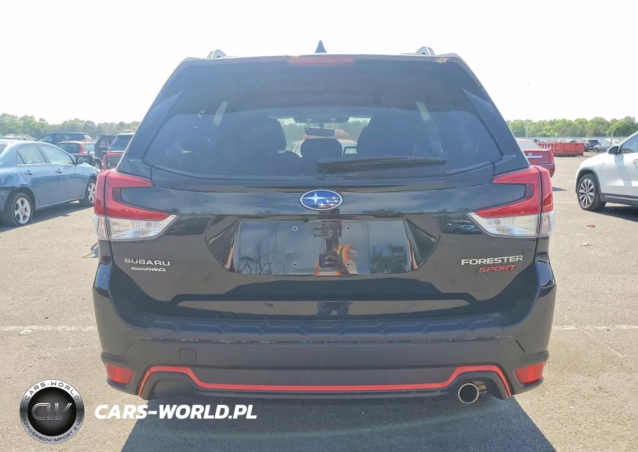 2024 Subaru Forester Sport VIN:JF2SKAEC3RH441360 - 6