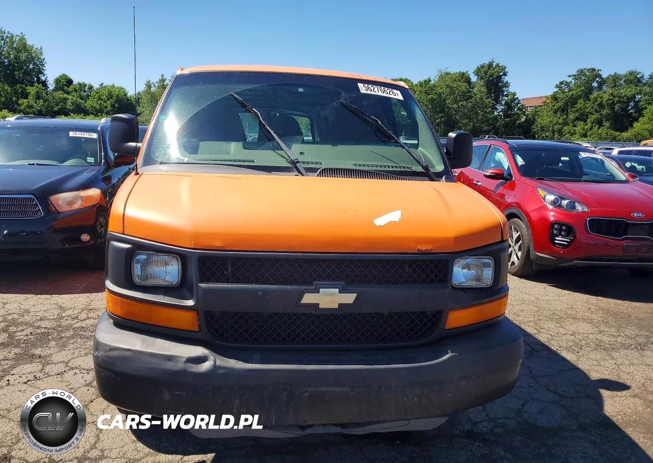 2010 Chevrolet Express G1500 VIN:1GCUGADX4A1150117 - 5