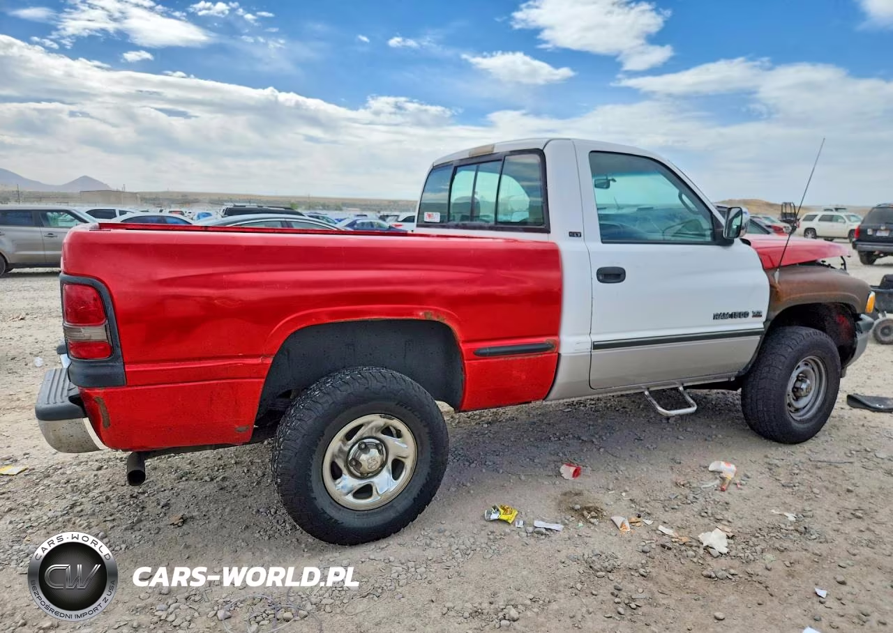1995 Dodge Ram 1500 VIN:1B7HF16ZXSS309544 - 3