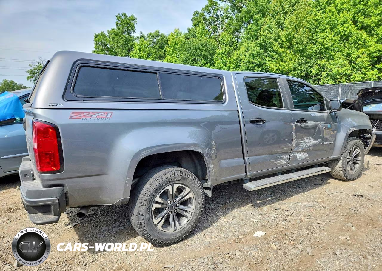 2022 Chevrolet Colorado Z71 VIN:1GCGTDEN5N1302063 - 3