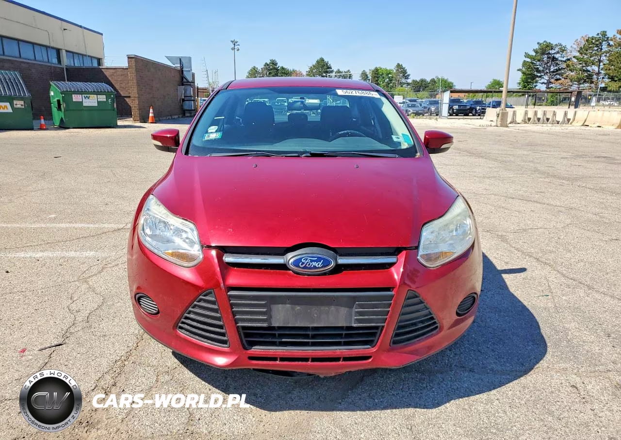 2014 Ford Focus Se VIN:1FADP3F21EL136382 - 5