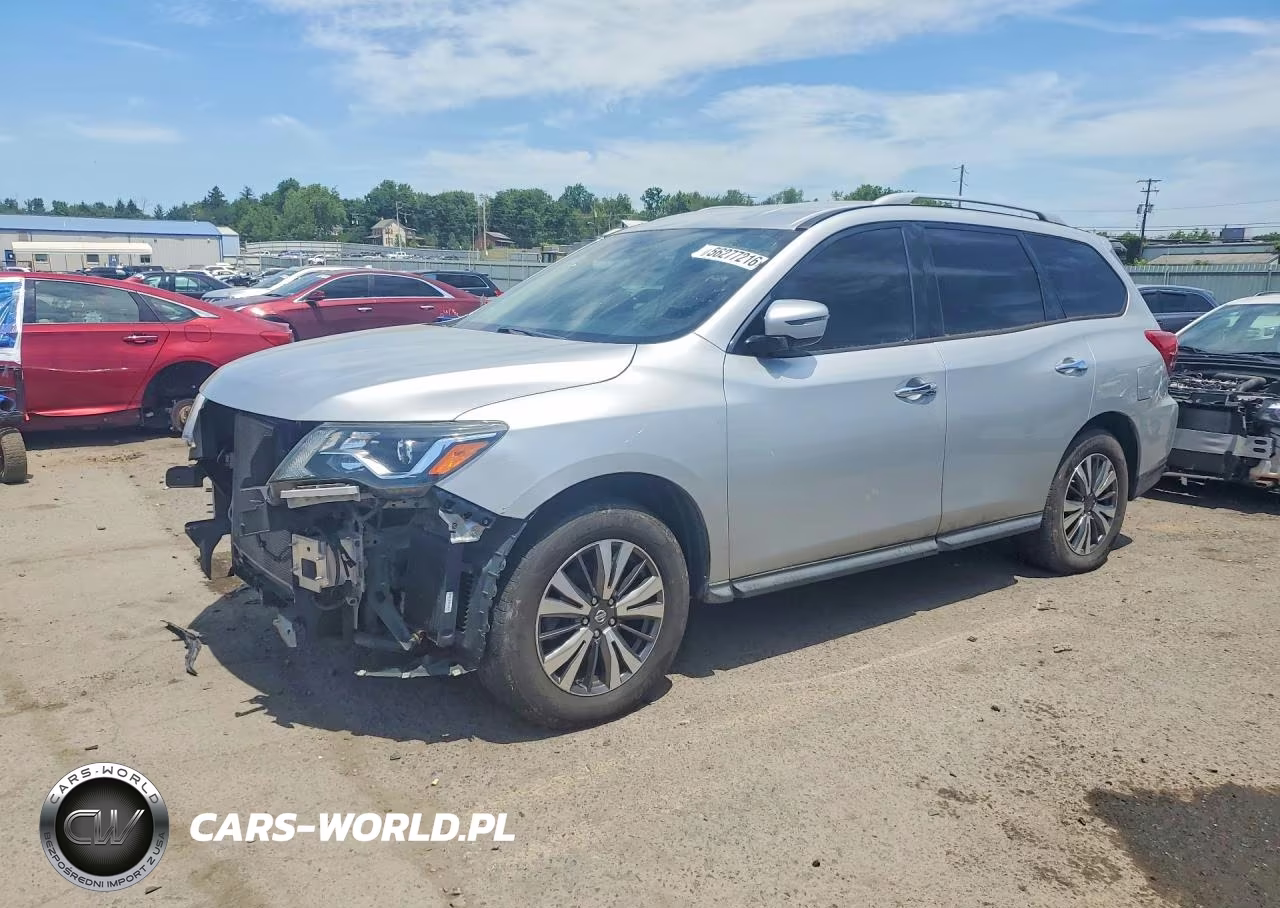 2017 Nissan Pathfinder Sv
