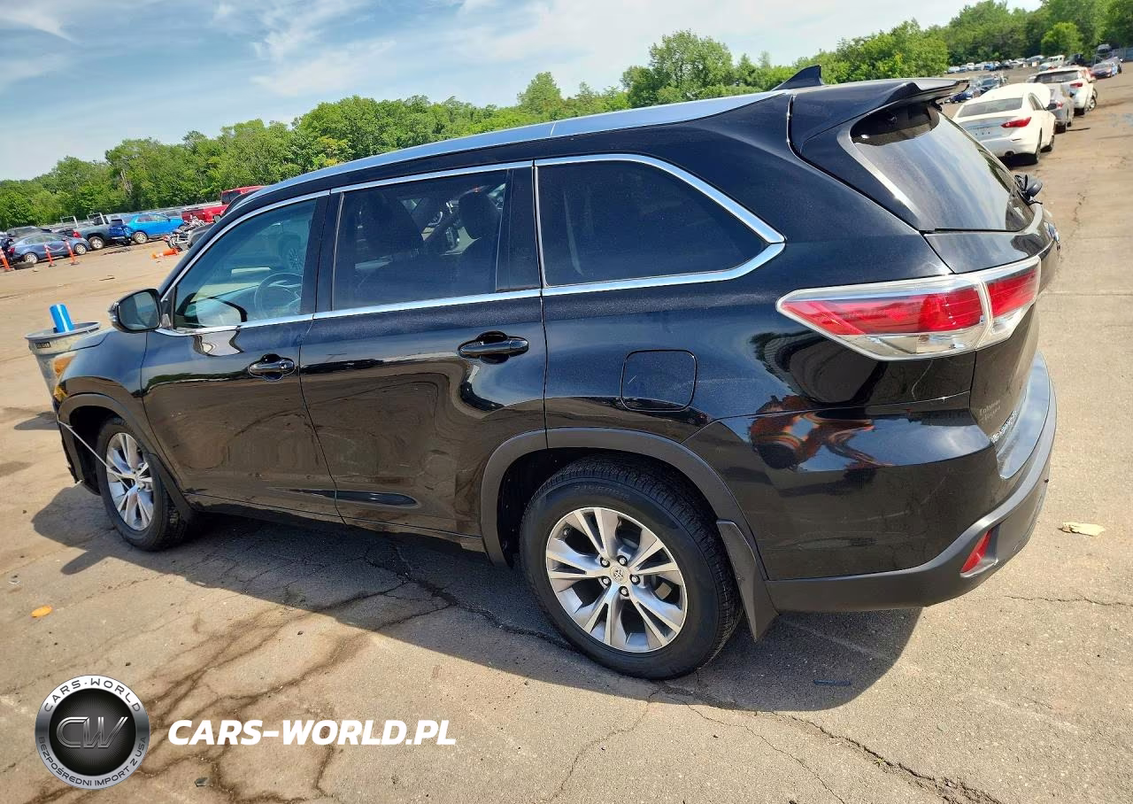 2015 Toyota Highlander Xle VIN:5TDJKRFH6FS203948 - 2