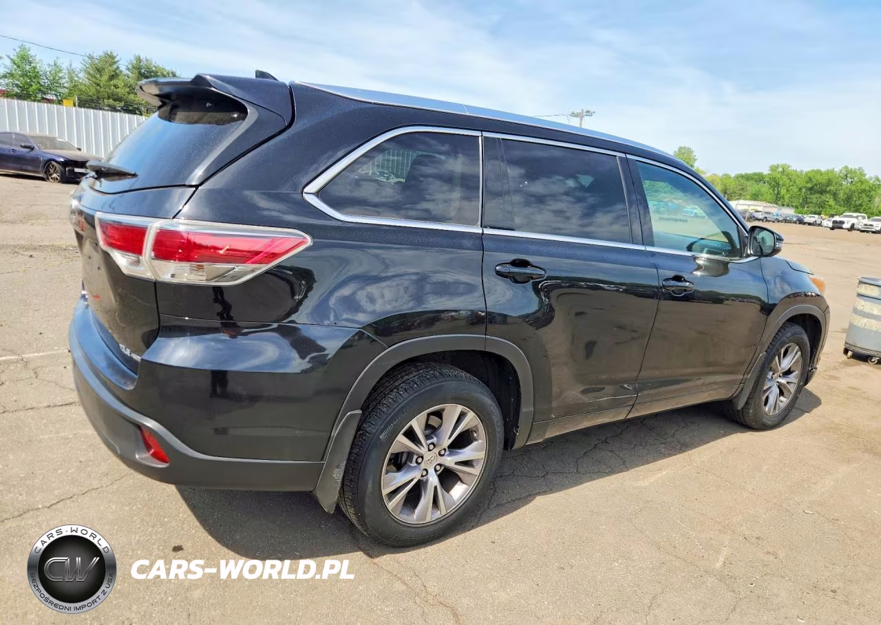 2015 Toyota Highlander Xle VIN:5TDJKRFH6FS203948 - 3