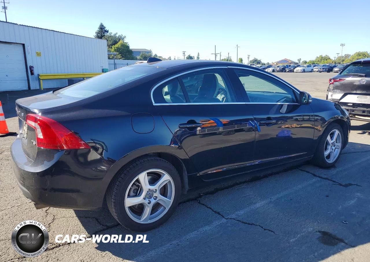 2012 Volvo S60 T5 VIN:YV1622FS5C2025228 - 3