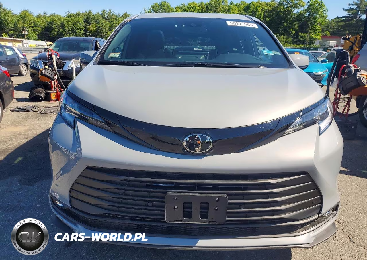 2026 Toyota Sienna Woodland Edition VIN:5TDCSKFC7TS257386 - 5