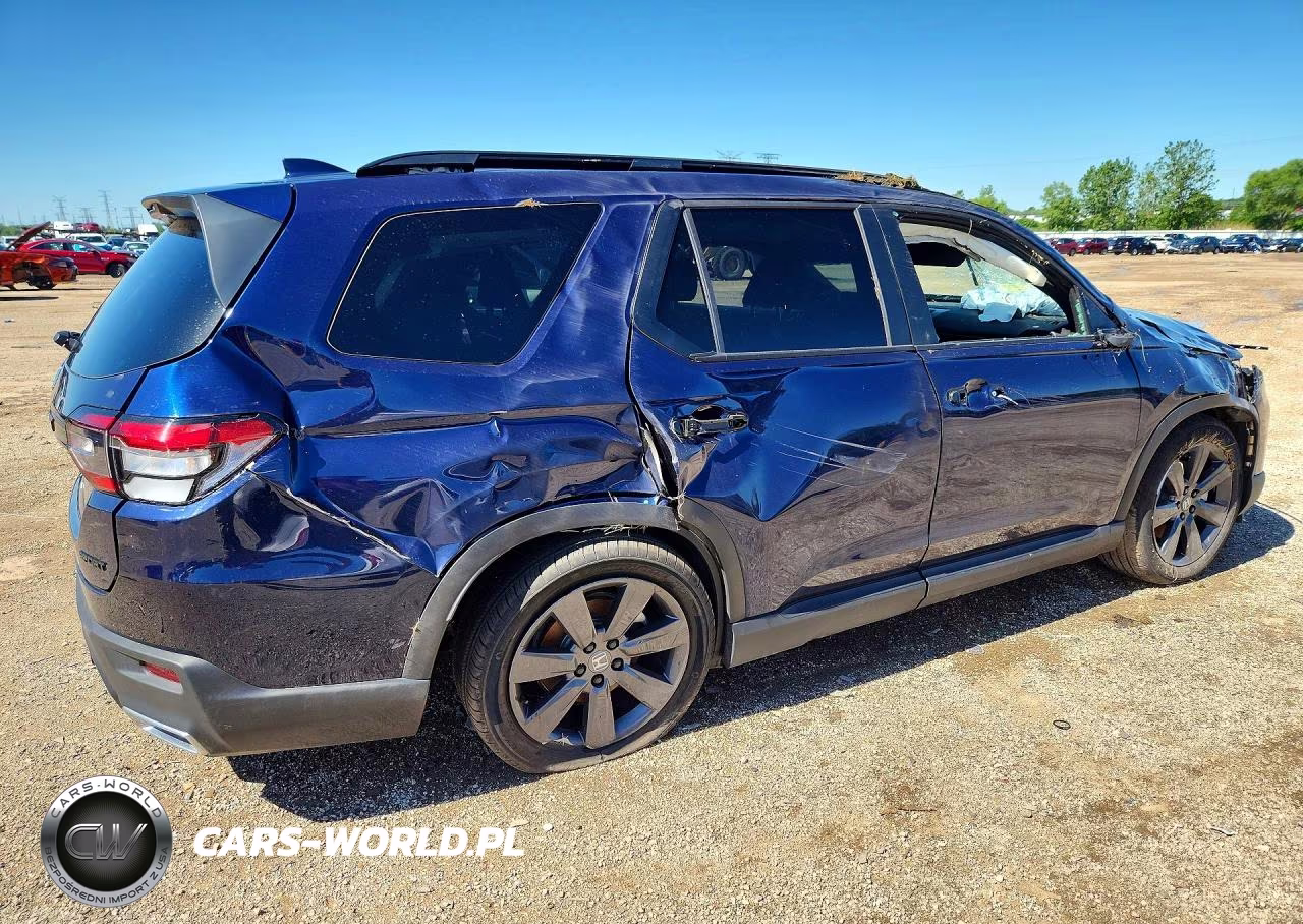 2025 Honda Pilot Sport VIN:5FNYG1H33SB060894 - 3