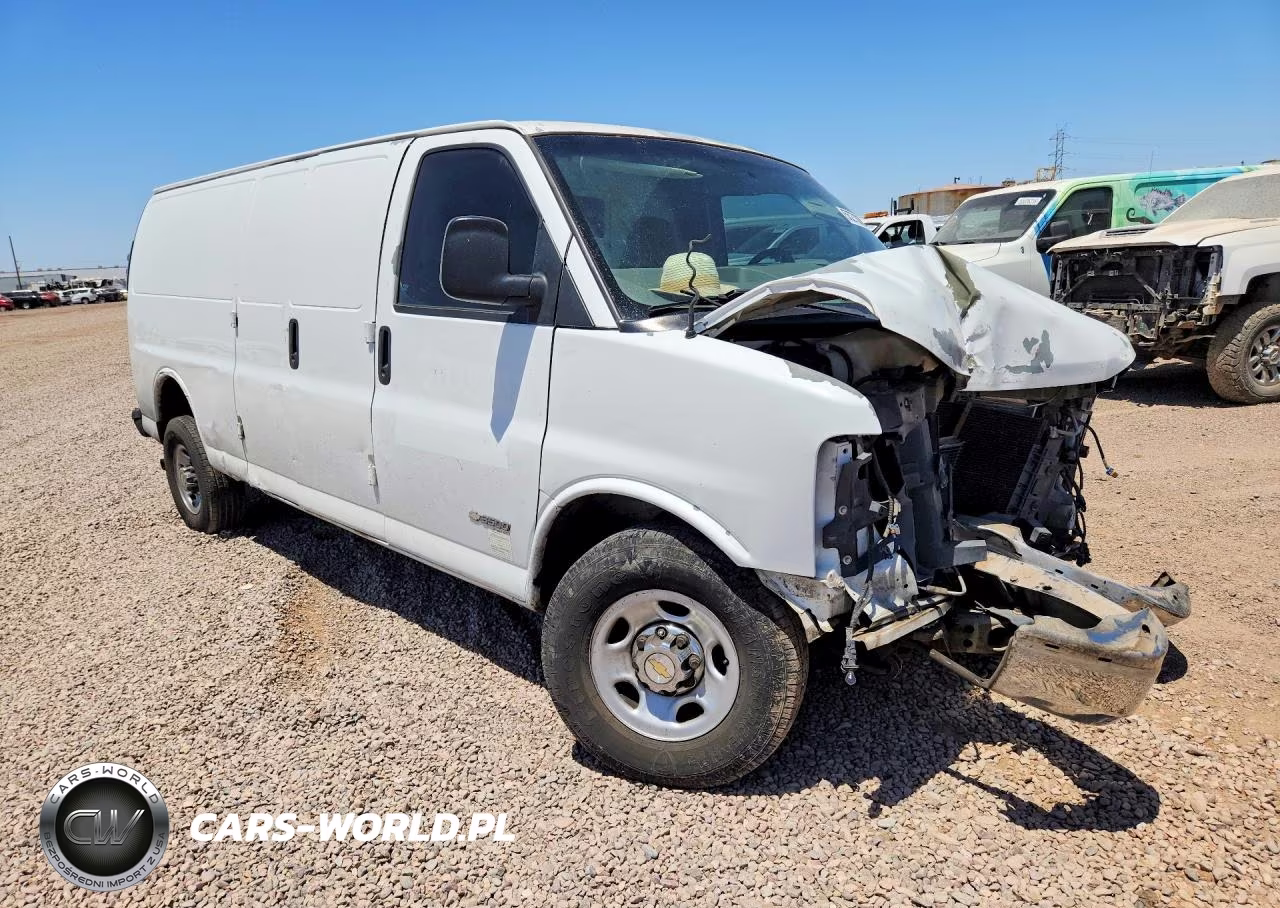 2004 Chevrolet Express VIN:1GCHG39U941116691 - 4