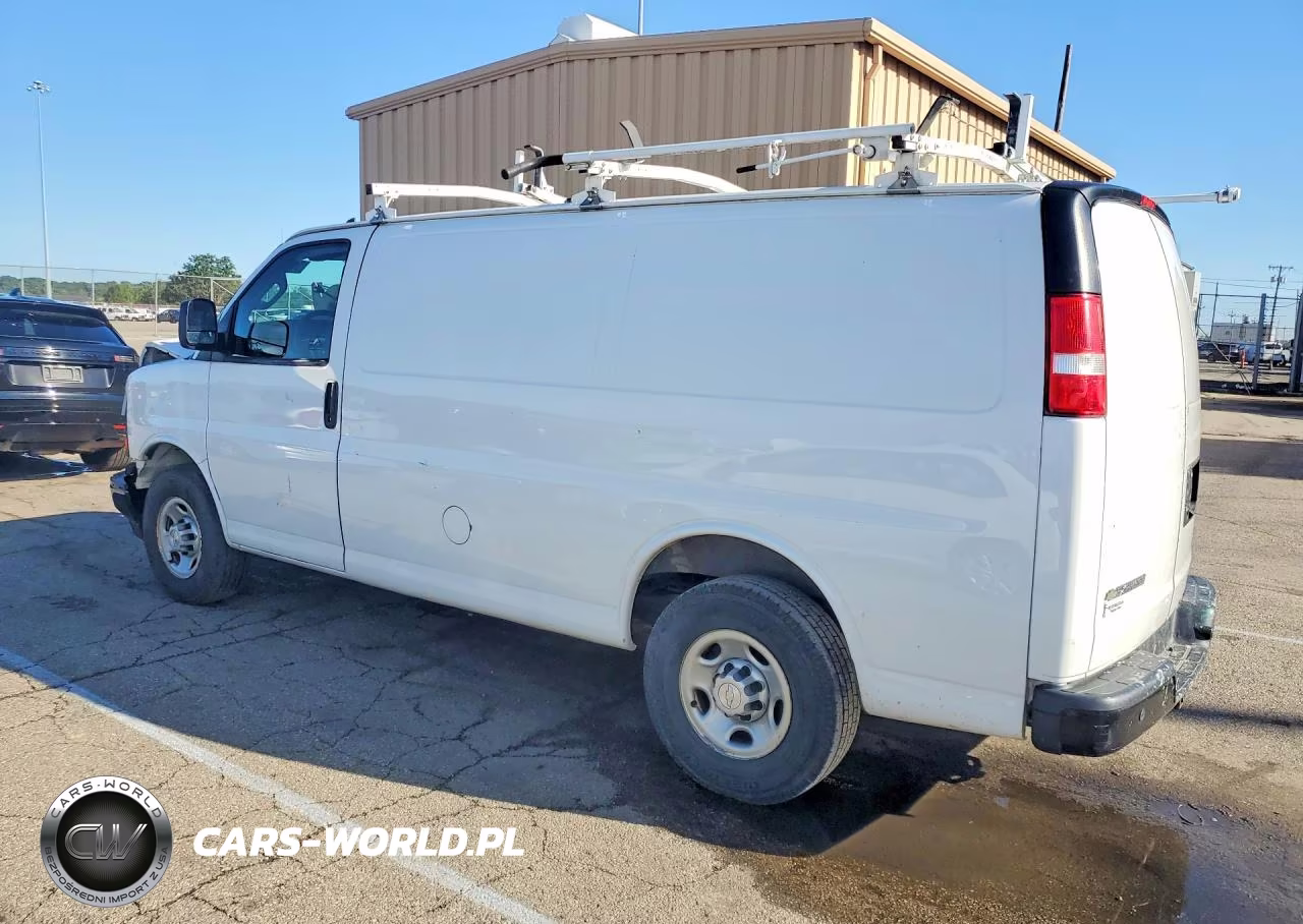 2018 Chevrolet Express G3500 VIN:1GCZGGFG1J1269488 - 2