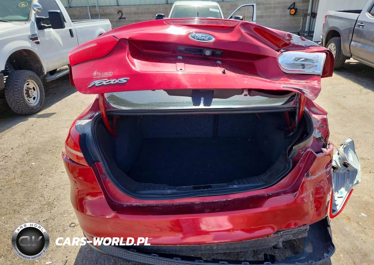 2015 Ford Focus Se VIN:1FADP3F28FL231362 - 6