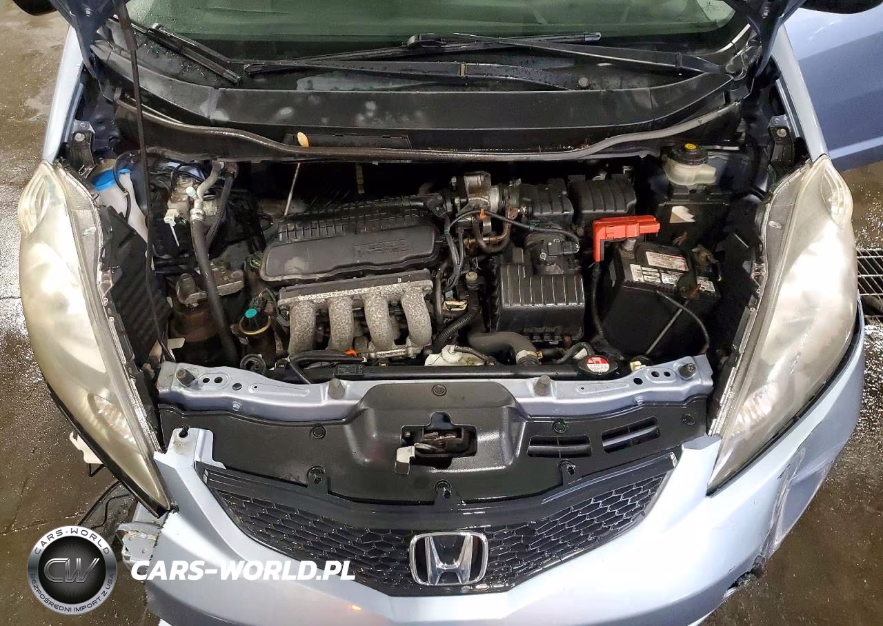 2011 Honda Fit VIN:JHMGE8H31BC025180 - 11