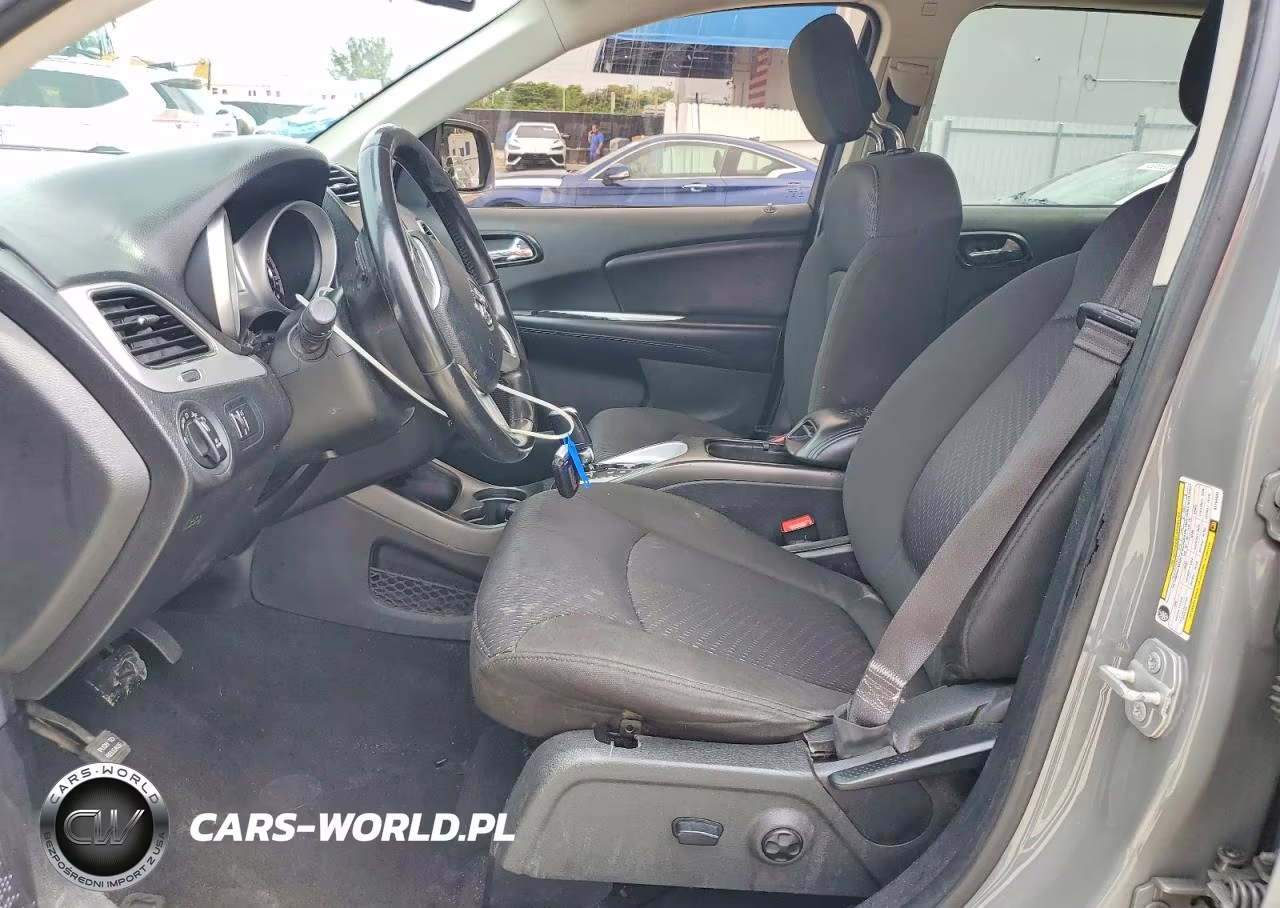 2019 Dodge Journey Se VIN:3C4PDCBB2KT794430 - 7
