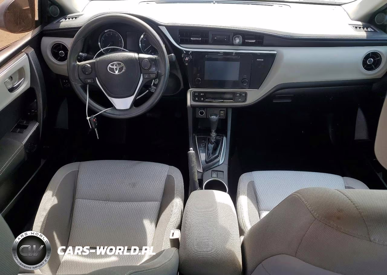 2017 Toyota Corolla Le VIN:5YFBURHE8HP593769 - 8