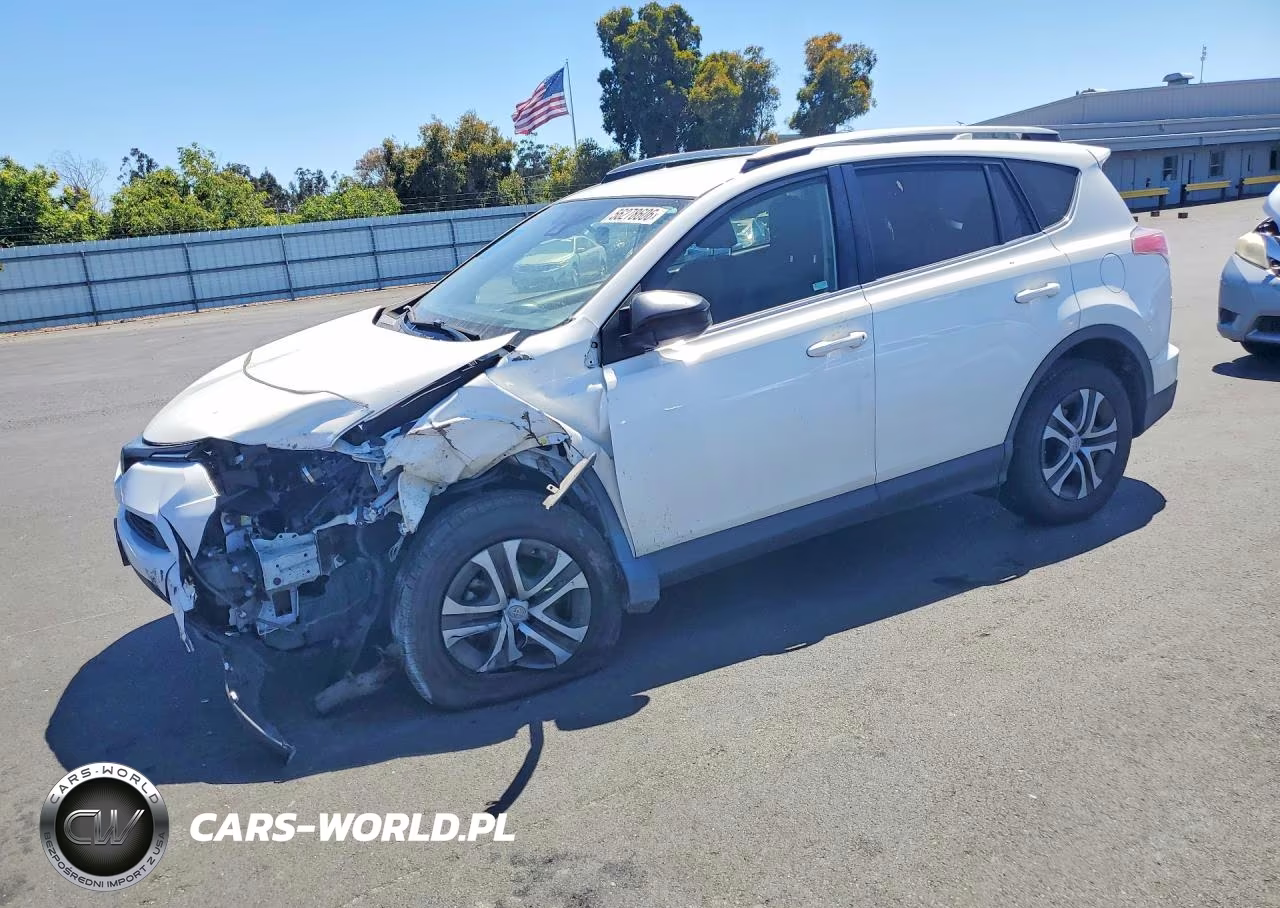2018 Toyota Rav4 Le – zdjęcie 1 z 12