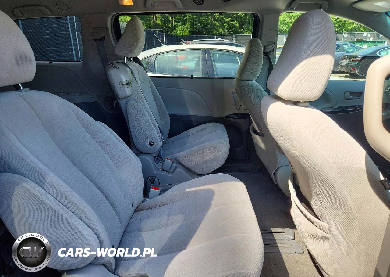 2014 Toyota Sienna Le VIN:5TDKK3DC8ES489776 - 11