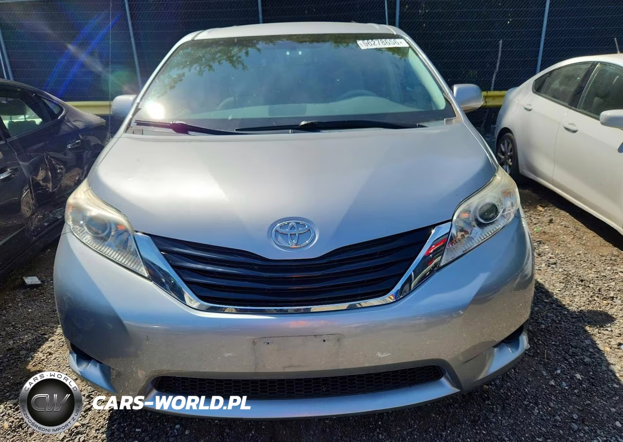 2014 Toyota Sienna Le VIN:5TDKK3DC8ES489776 - 5