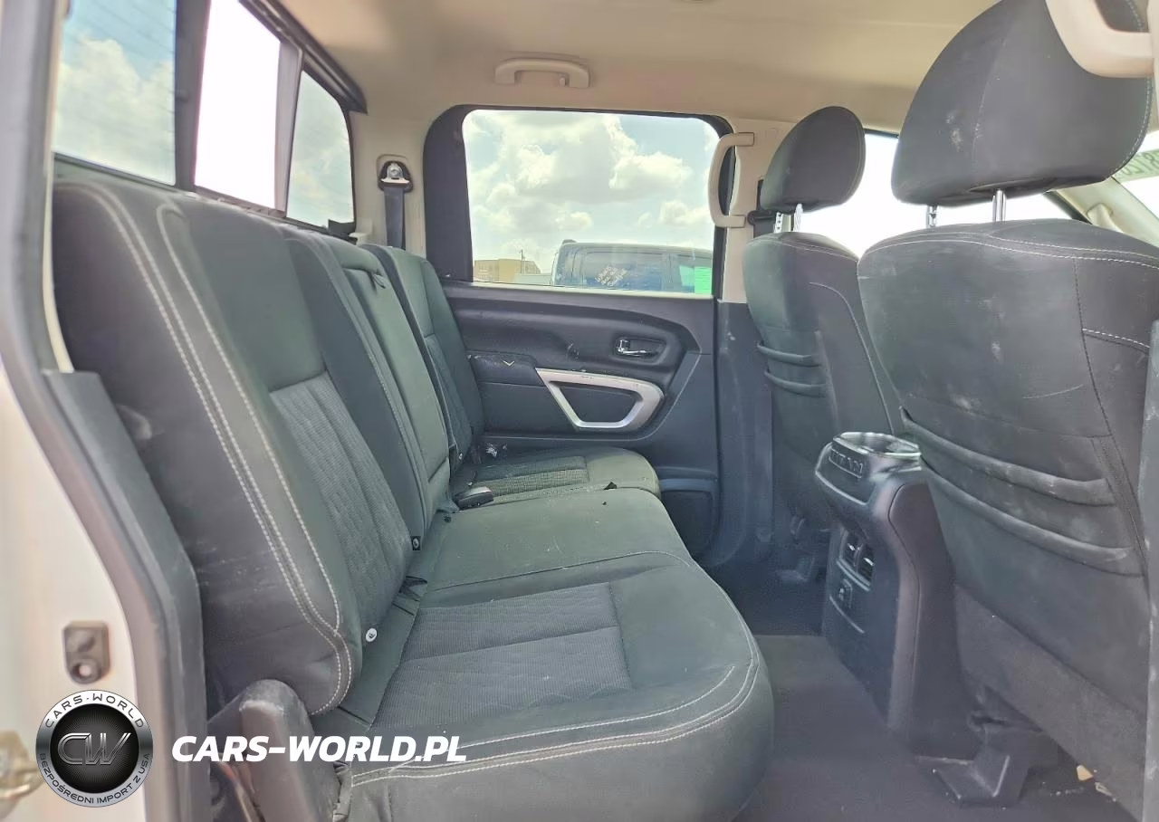 2017 Nissan Titan Sv VIN:1N6AA1E60HN575098 - 10