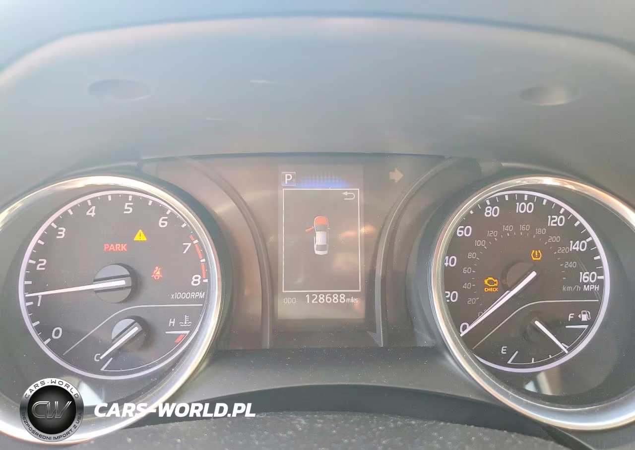 2018 Toyota Camry Le VIN:4T1B11HK0JU671000 - 9